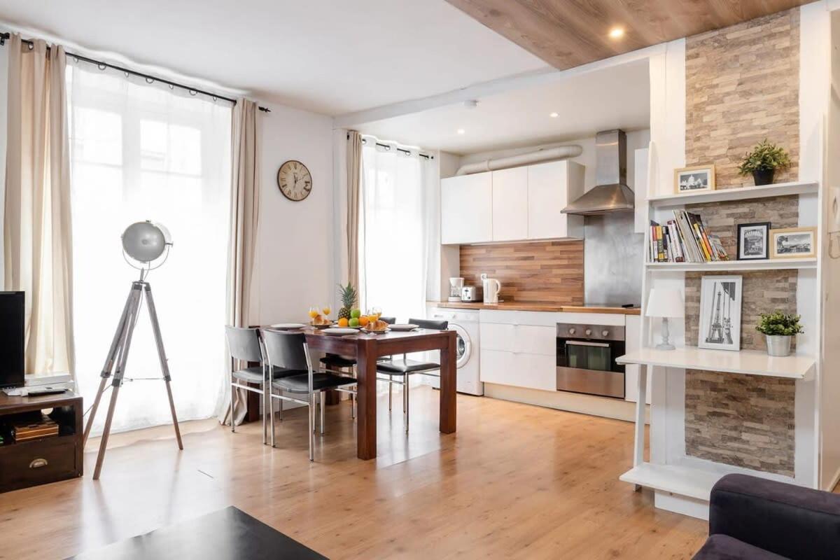 Ferienwohnung Avenue De Mars 2Br Paris Exterior foto
