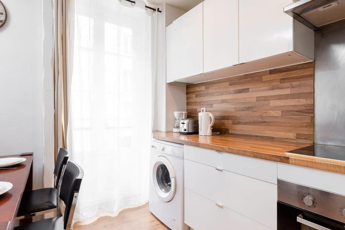 Ferienwohnung Avenue De Mars 2Br Paris Exterior foto